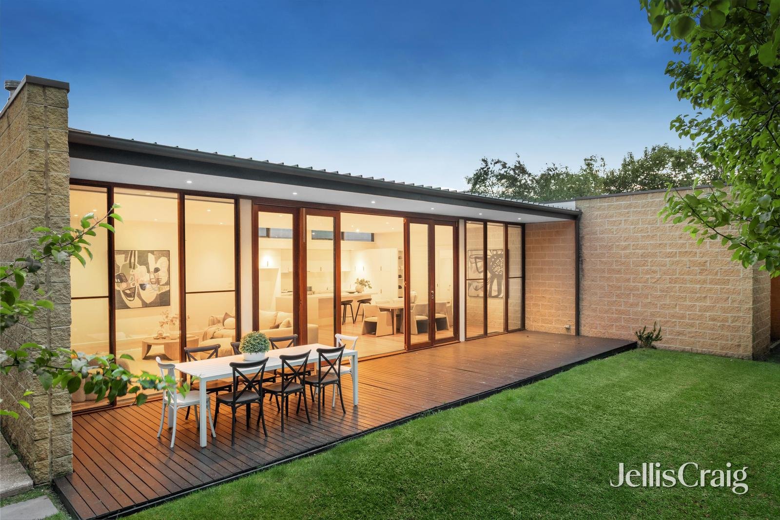 62 Empress Road, Surrey Hills image 8