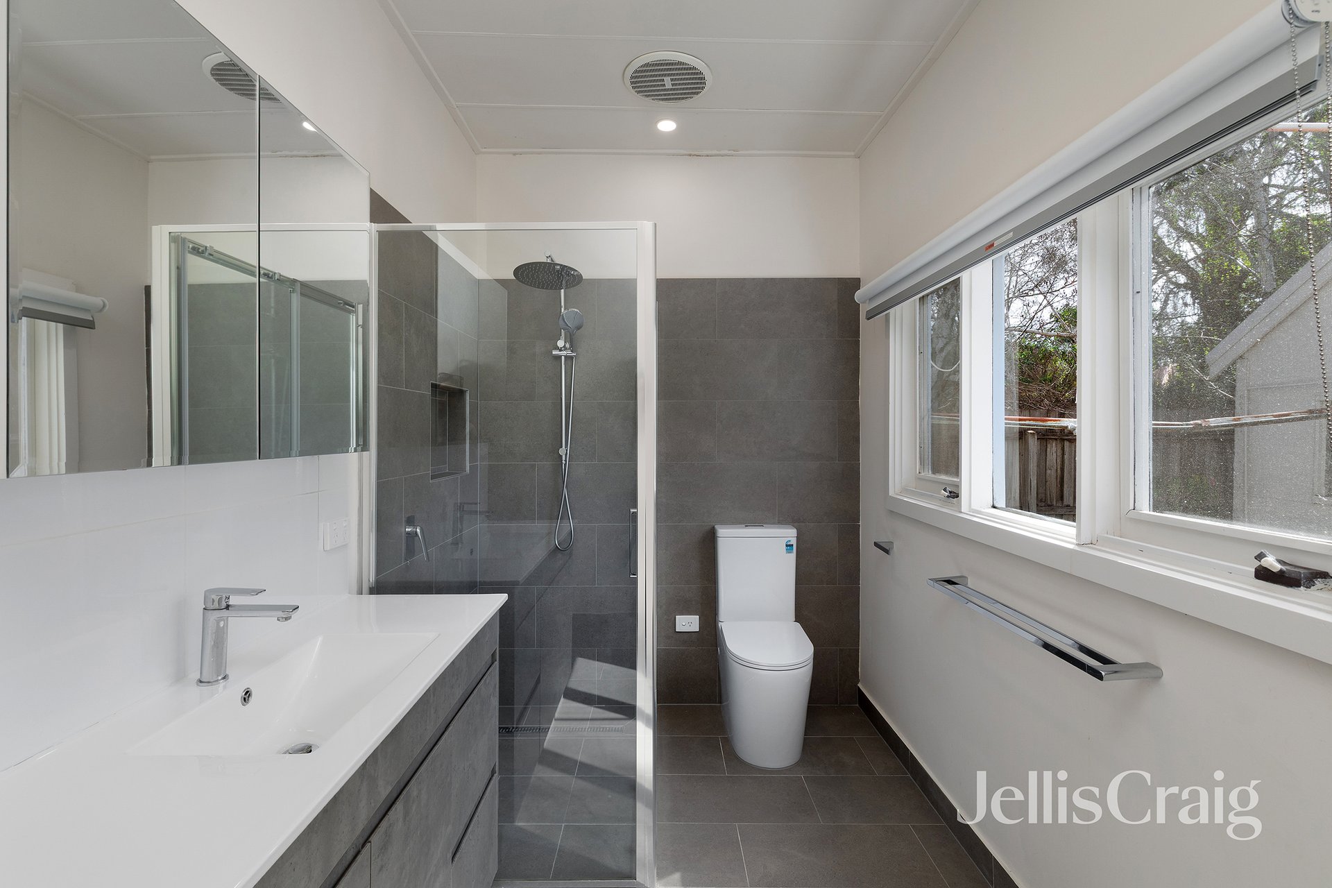62 Green Street, Ivanhoe image 7