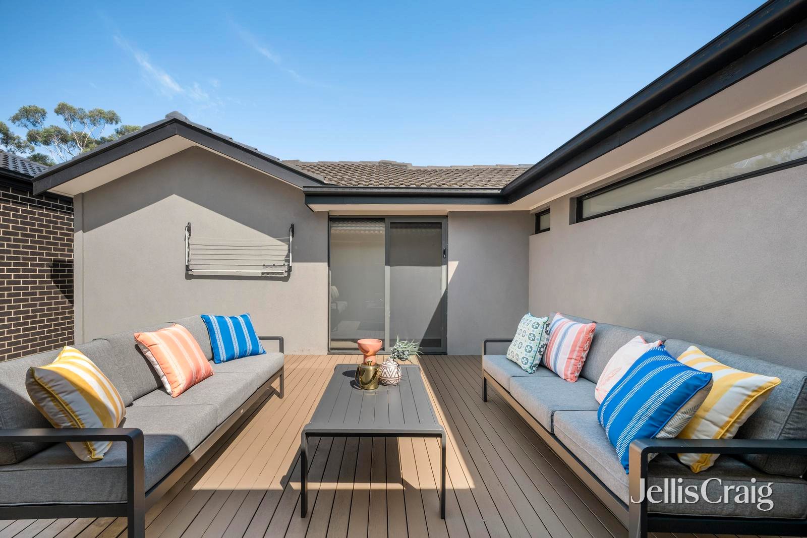 62 Greenslopes Drive, Mooroolbark image 12