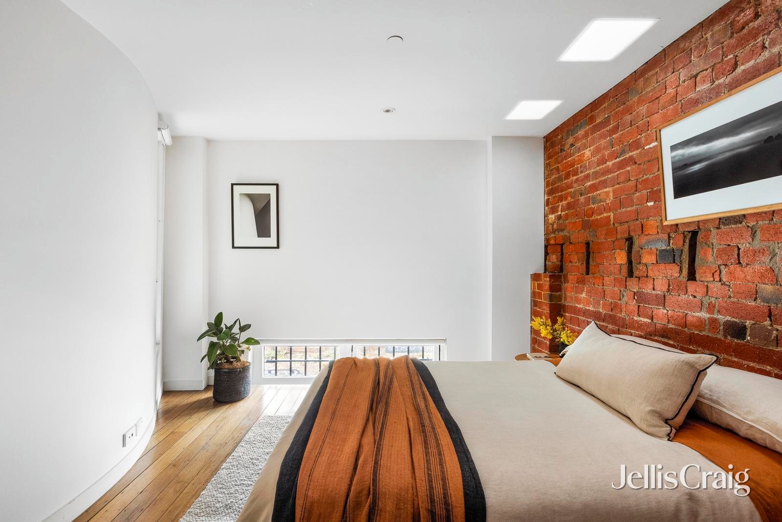 6/2 Groom Street, Clifton Hill image 13
