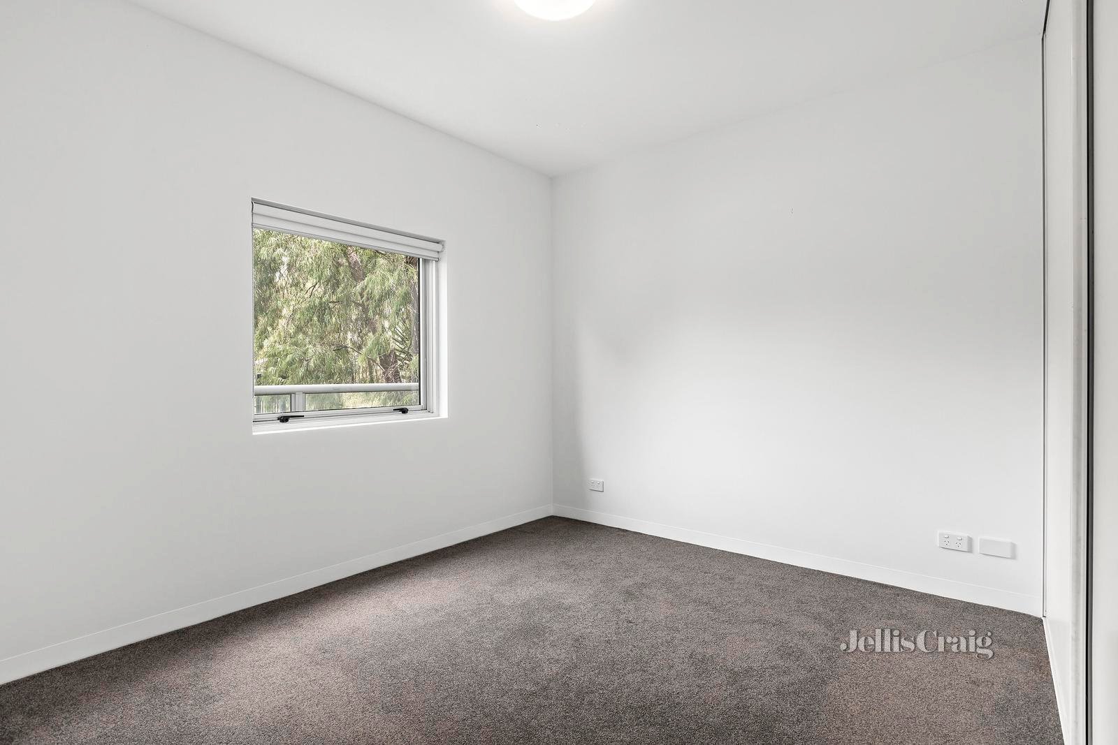 6/2 Horizon Drive, Maribyrnong image 4