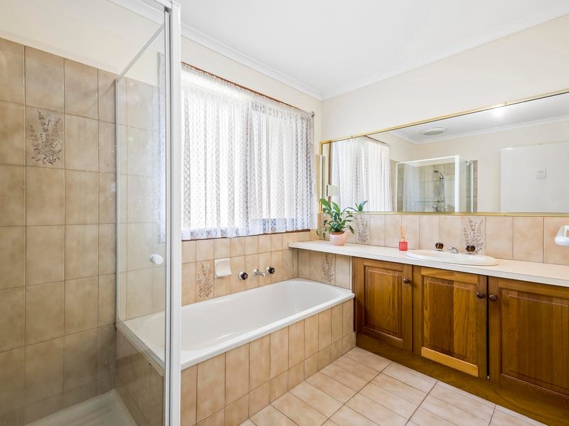 Property Gallery Thumbnail 10