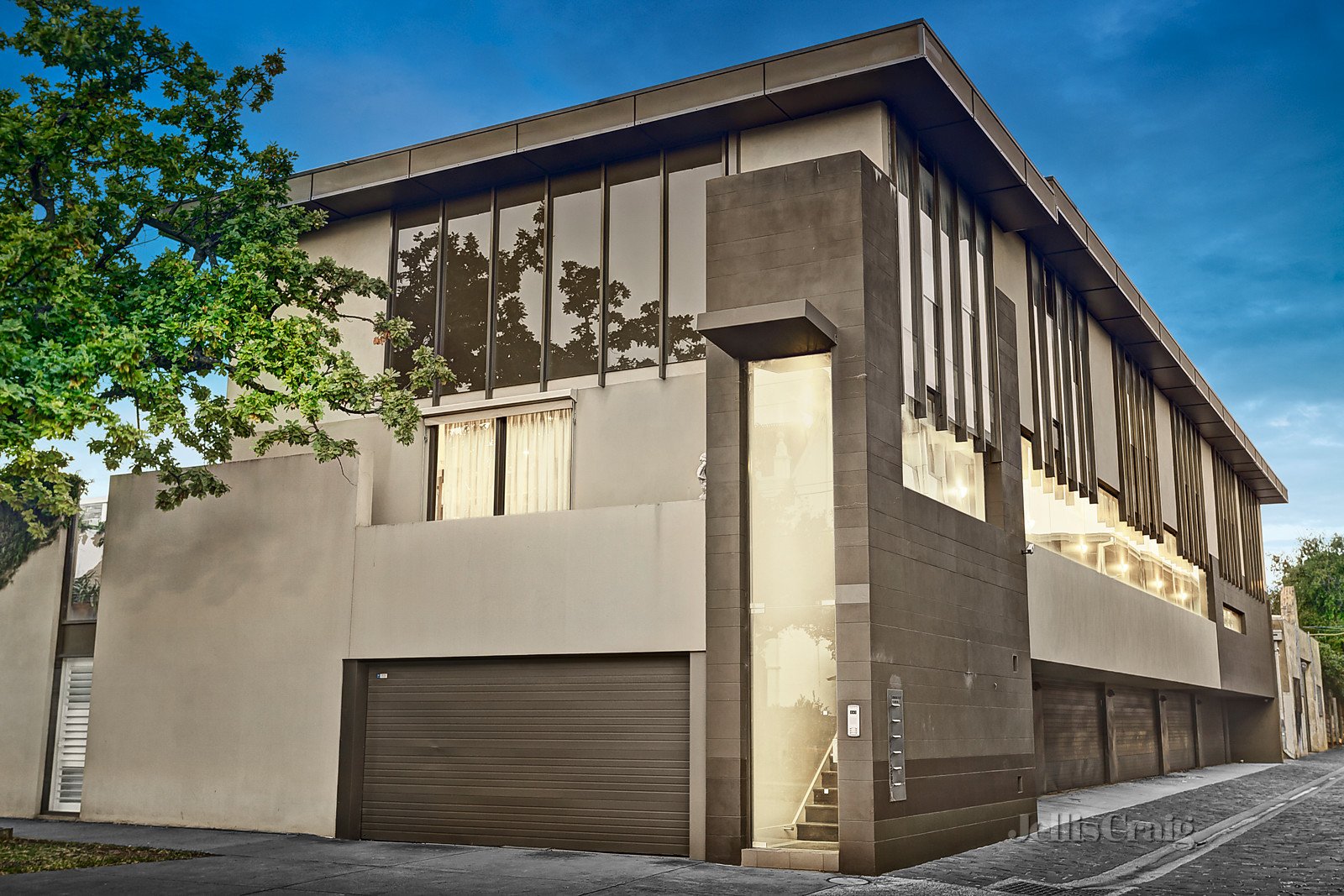 6/2 Mercer Road, Armadale image 1