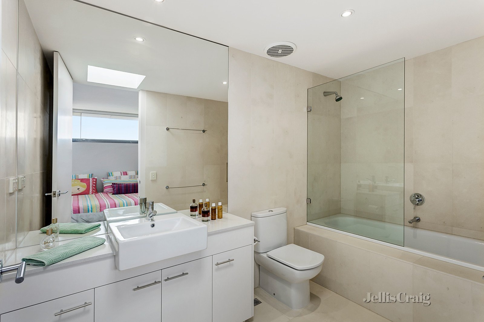 6/2 Mercer Road, Armadale image 5