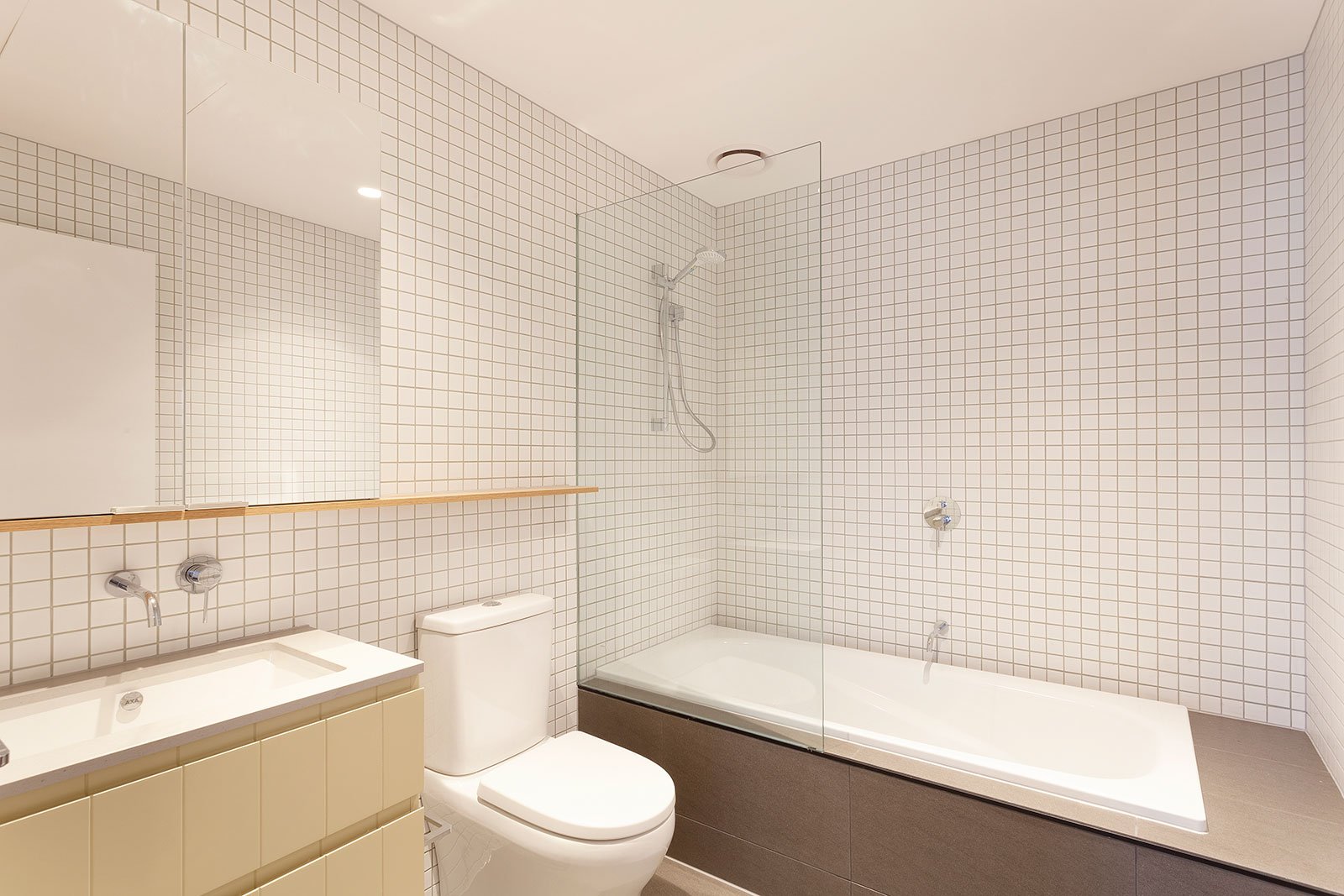 Property Gallery Thumbnail 8