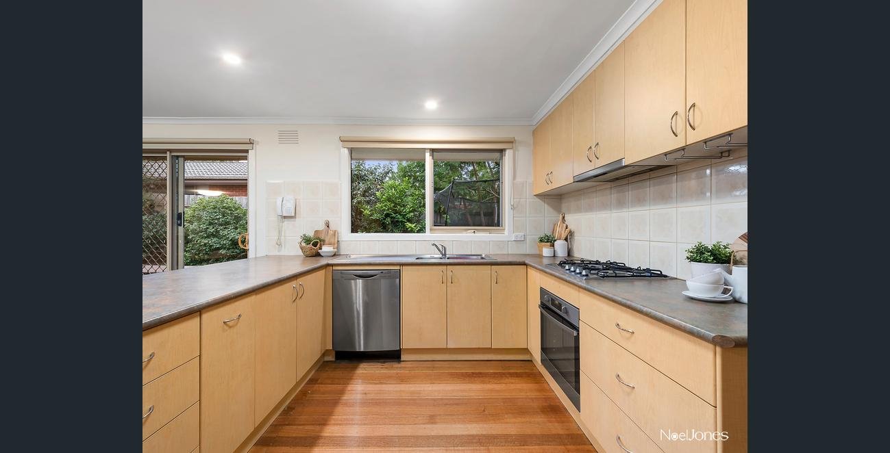62 Percy Street, Mitcham image 5