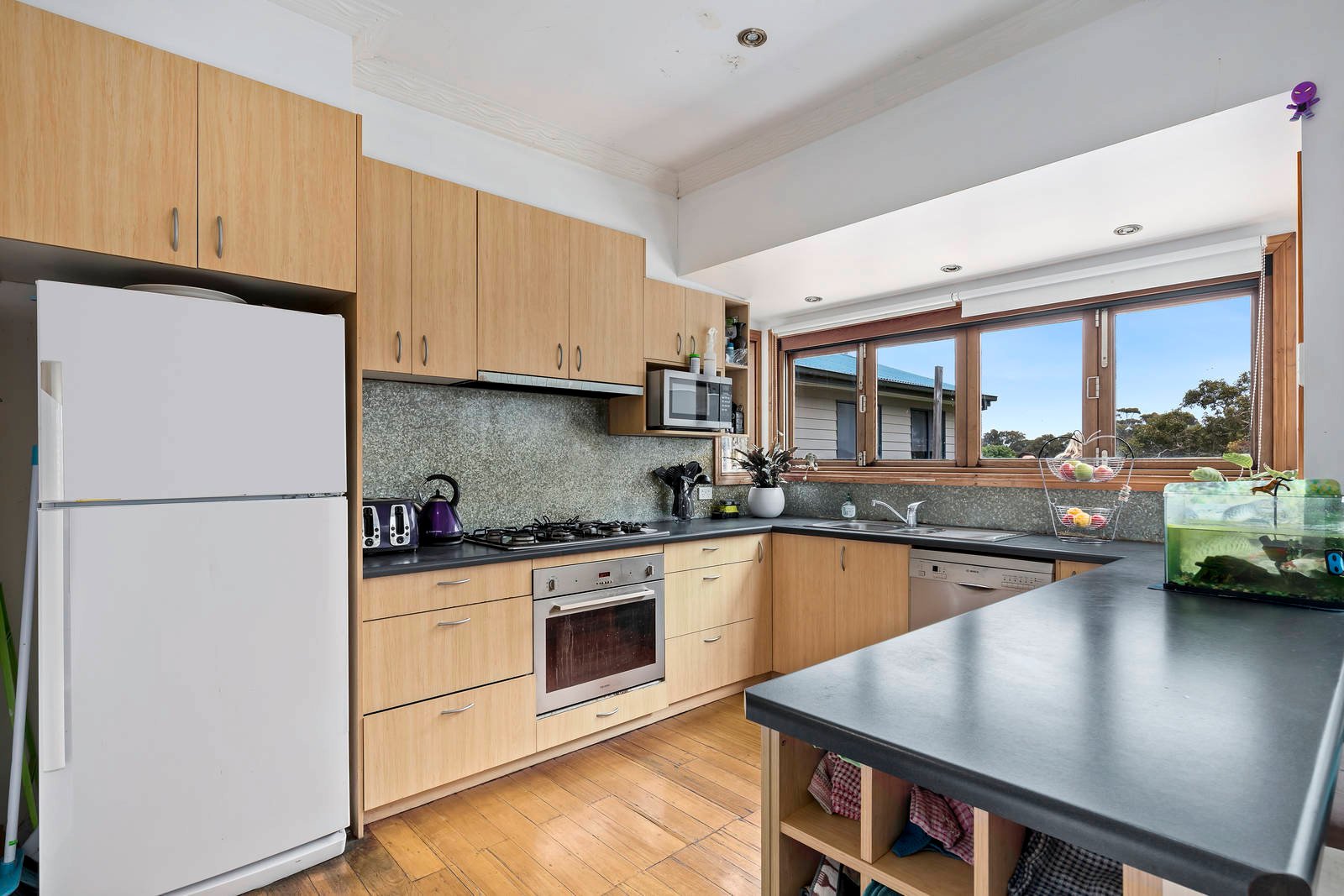 Property Gallery Thumbnail 4