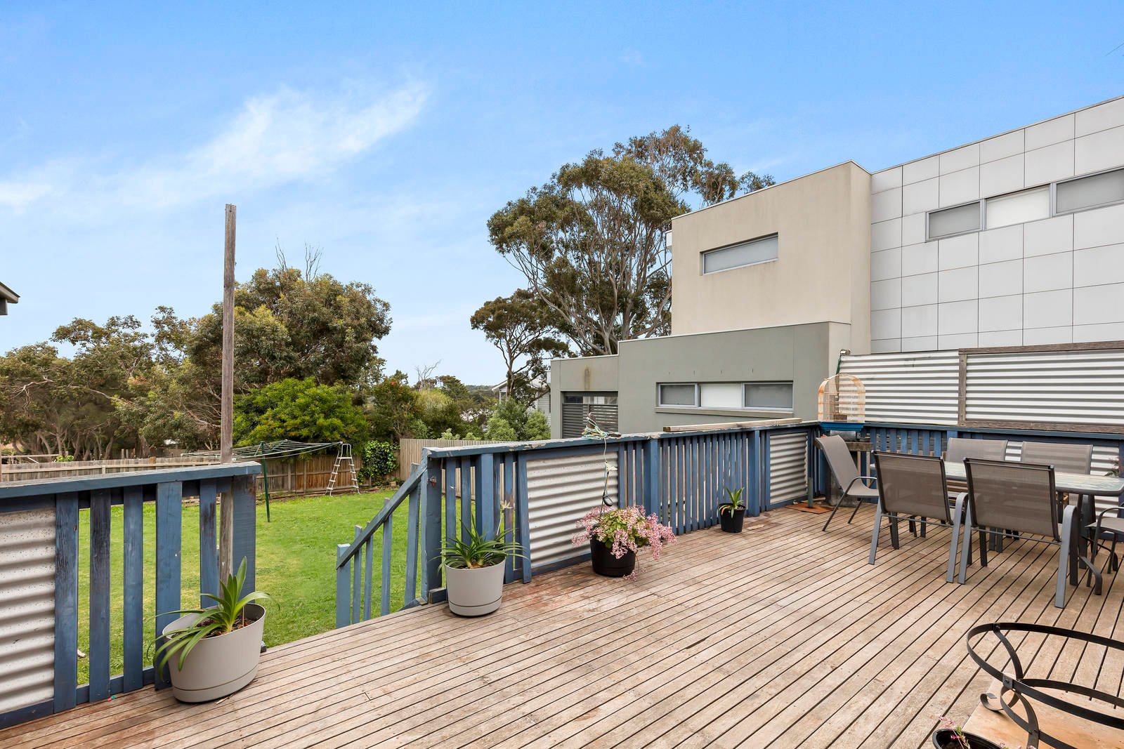 Property Gallery Thumbnail 6