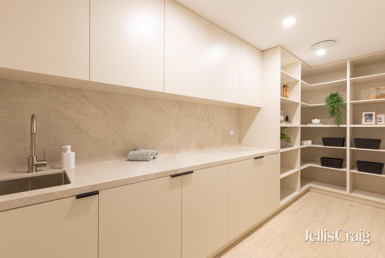 6/2 Ruda Street, Doncaster image 6
