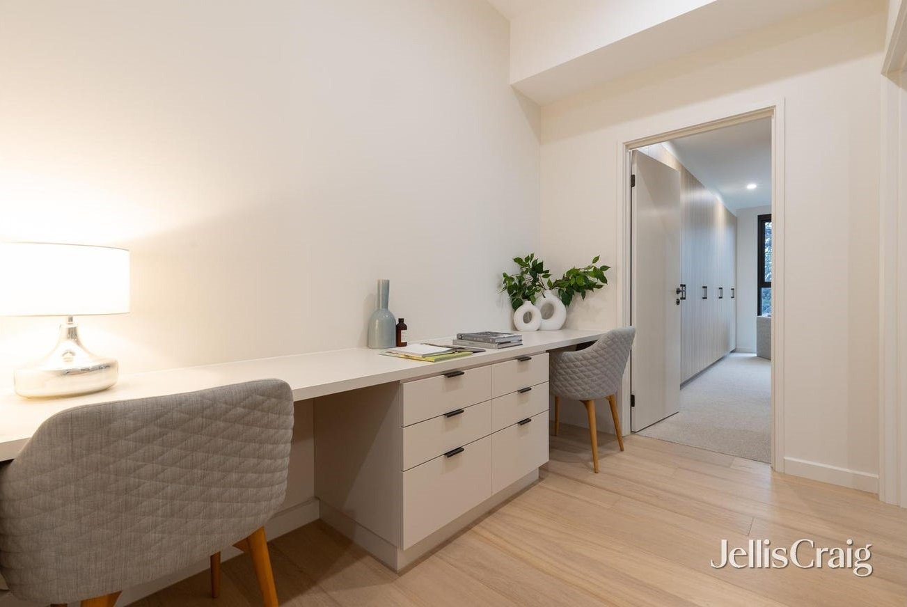 6/2 Ruda Street, Doncaster image 16