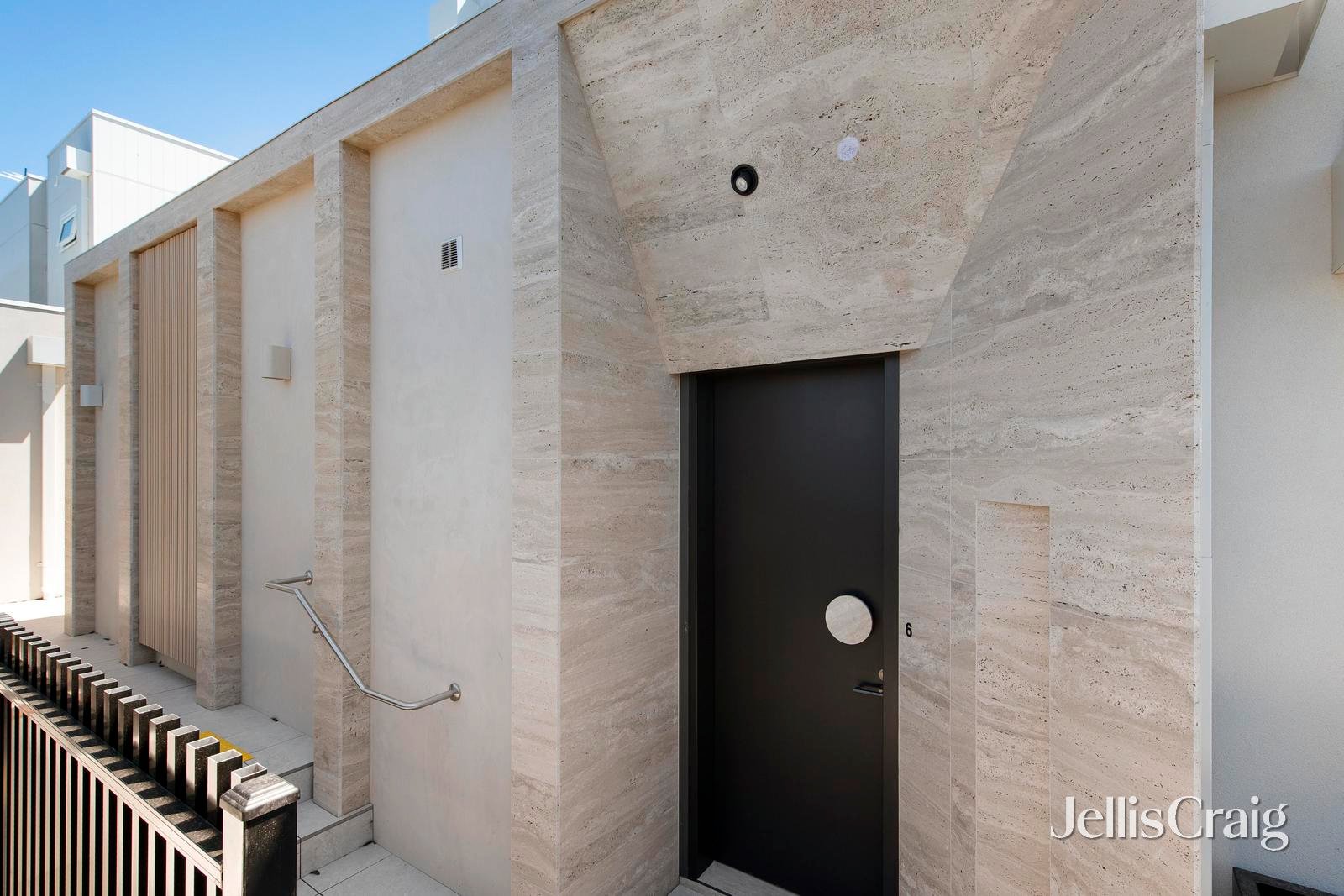 6/2 Ruda Street, Doncaster image 10