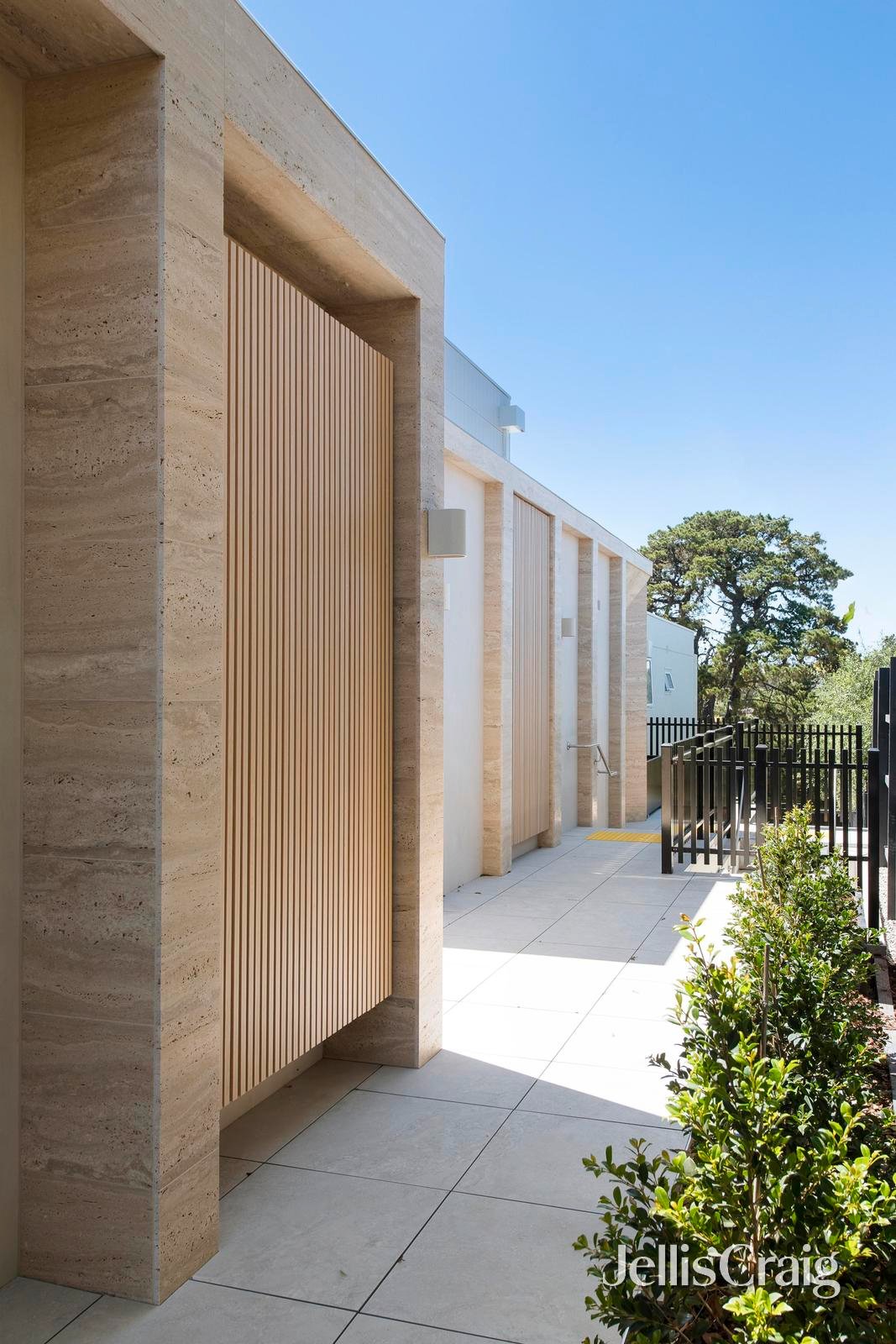 6/2 Ruda Street, Doncaster image 12