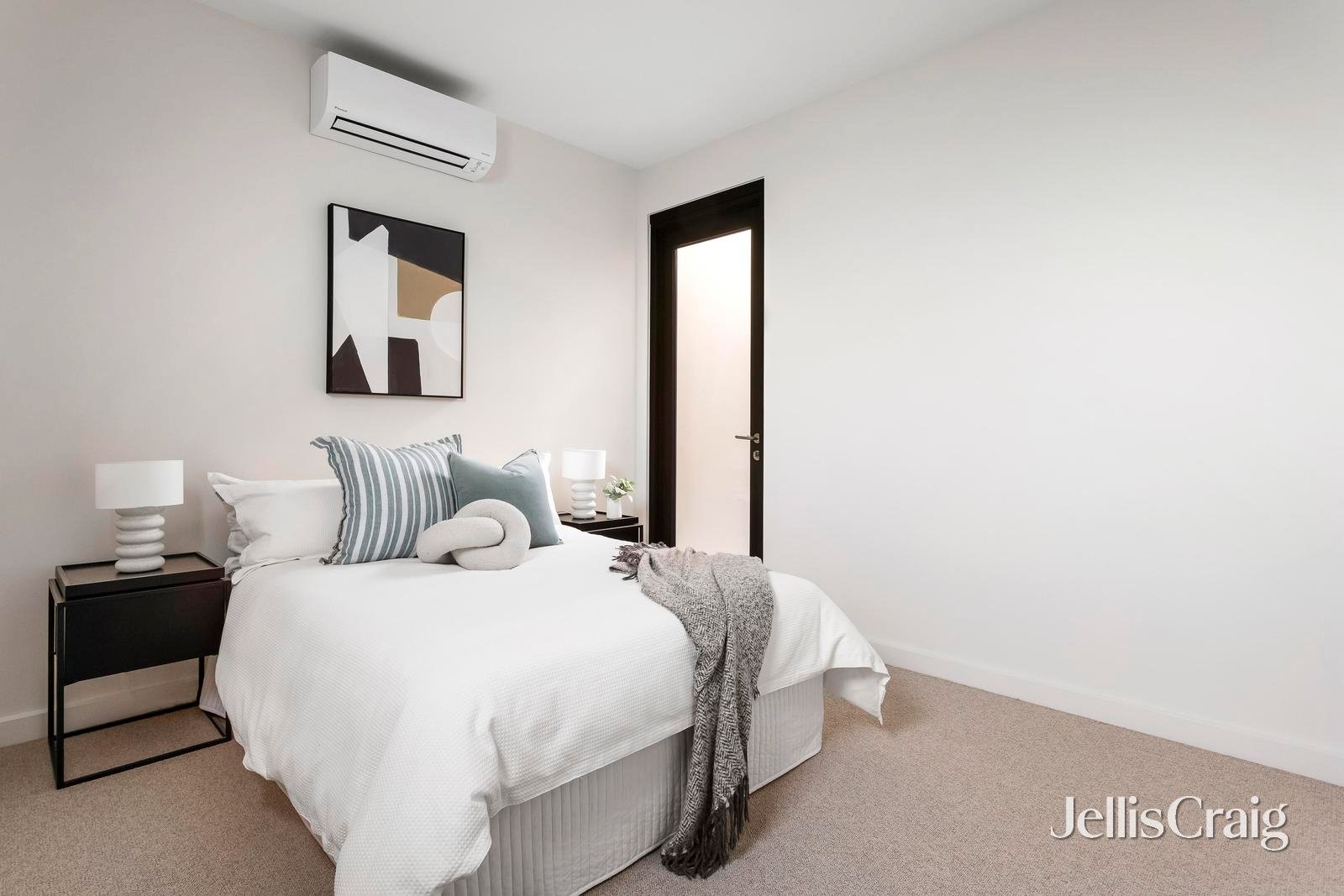 6/2 Ruda Street, Doncaster image 20