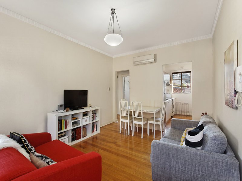 6/2 Southey Street, Elwood image 5