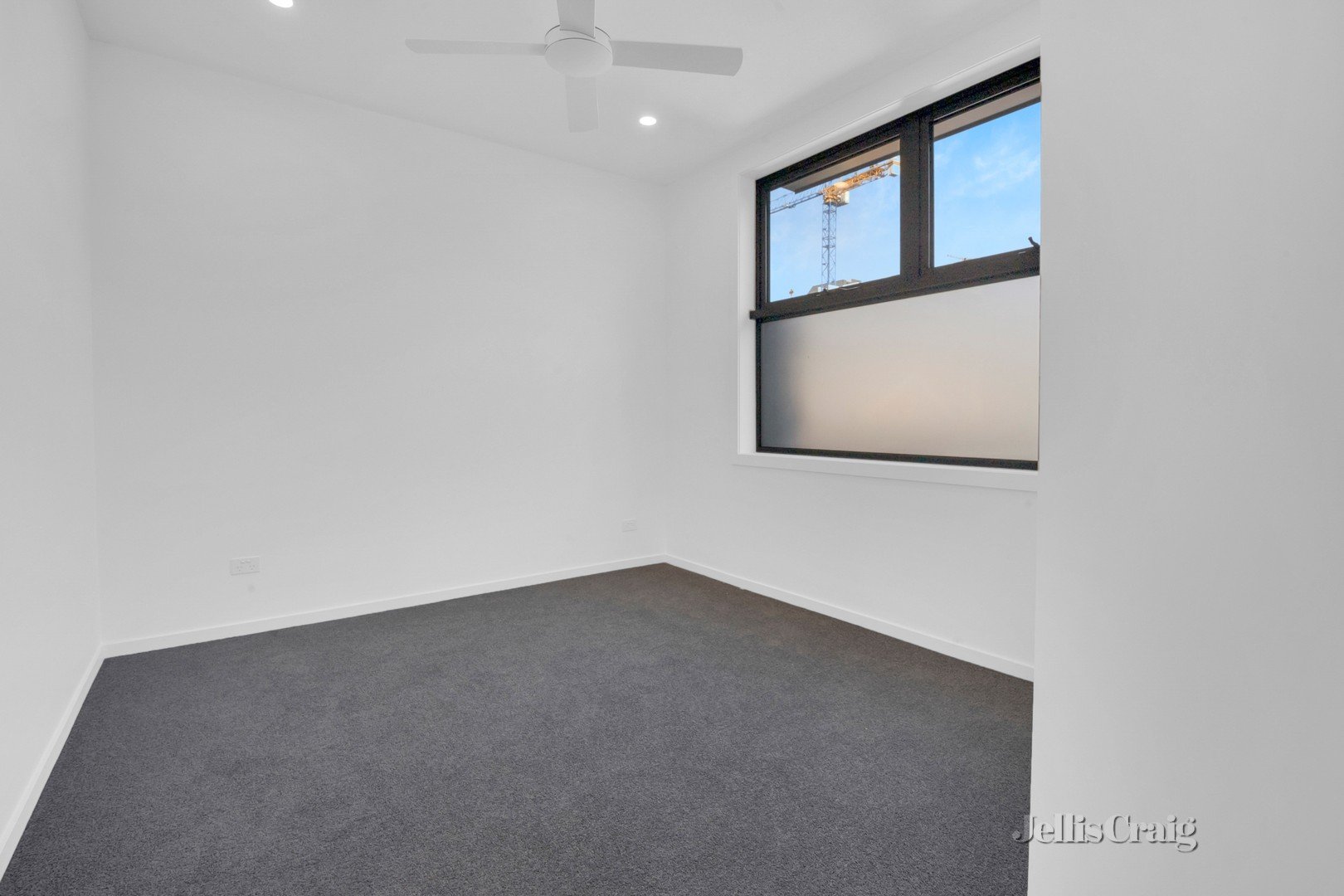 6/2 Union Street, Brunswick image 9