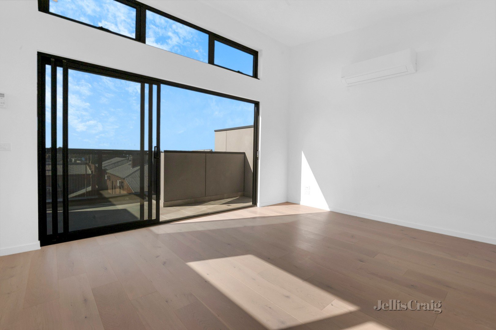 6/2 Union Street, Brunswick image 1