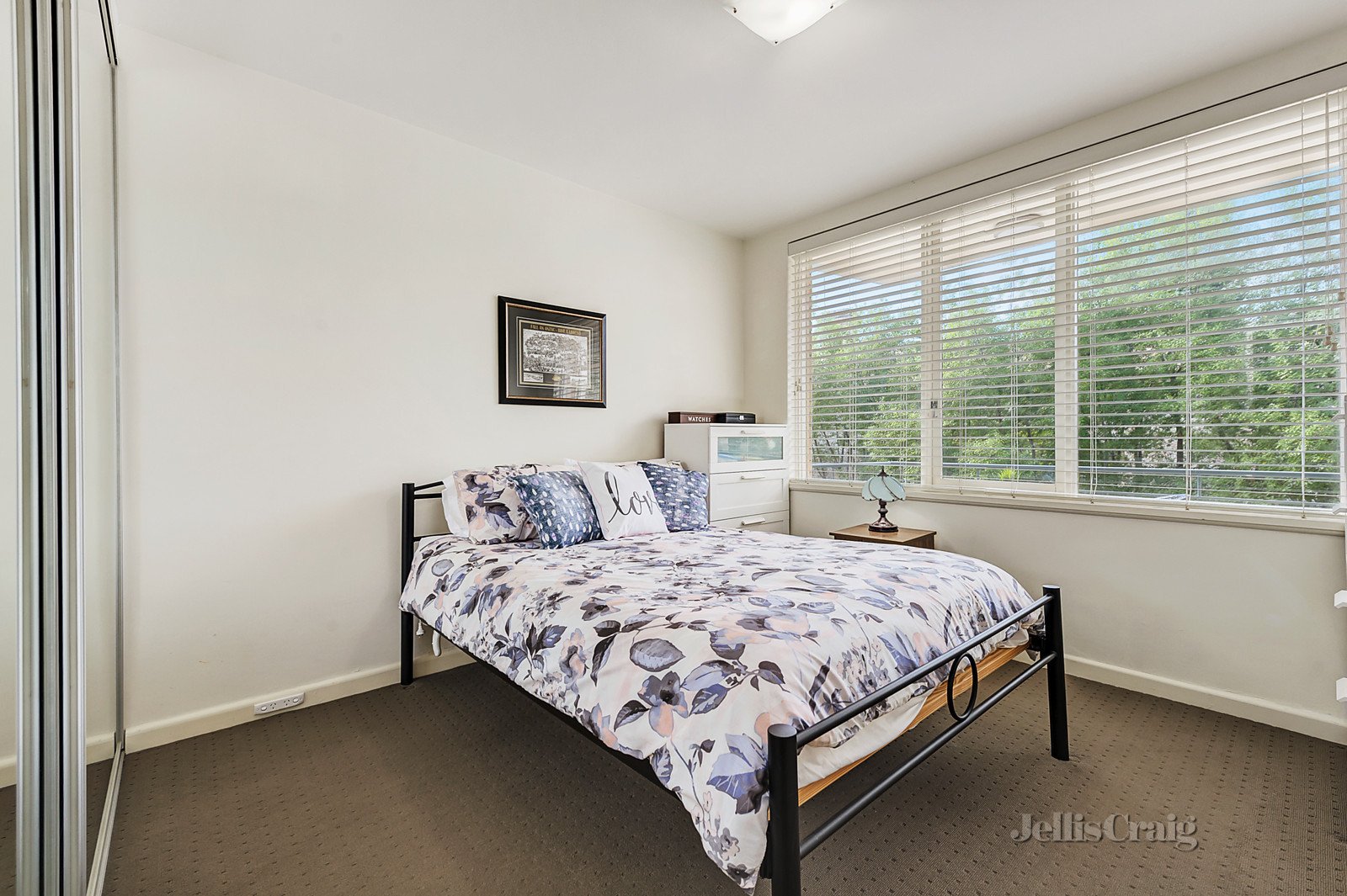 6/20 Denmark Hill Road, Hawthorn East image 5