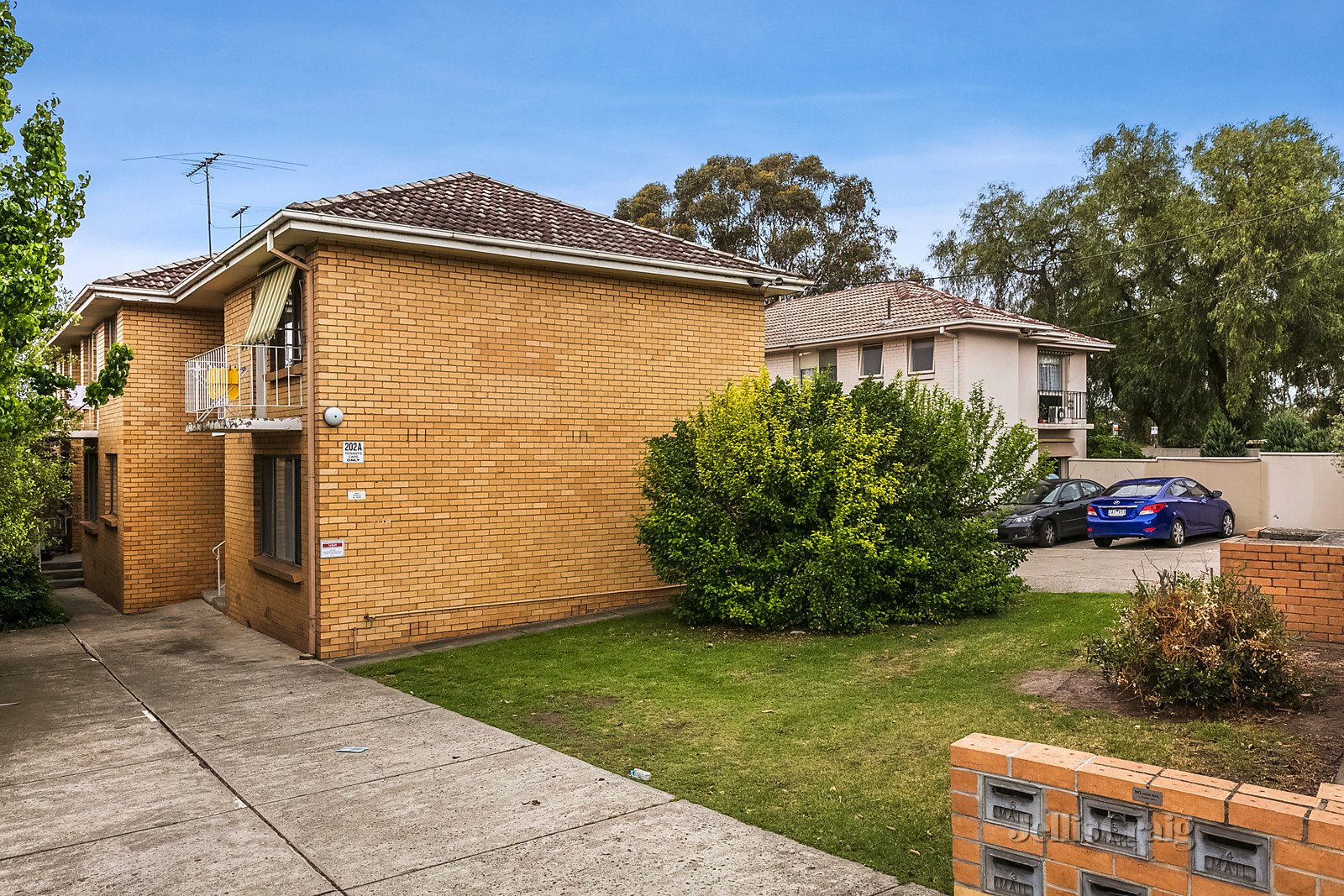 6/202A Pascoe Vale Road, Essendon image 6