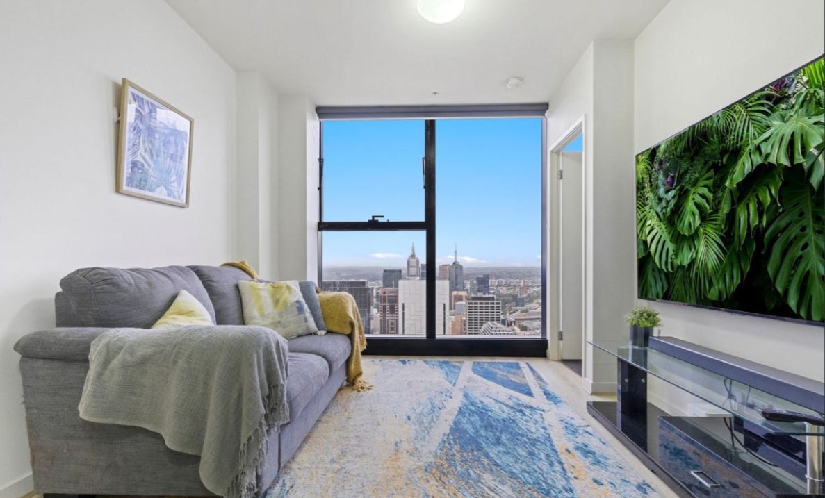 6203/568 Collins Street, Melbourne image 2