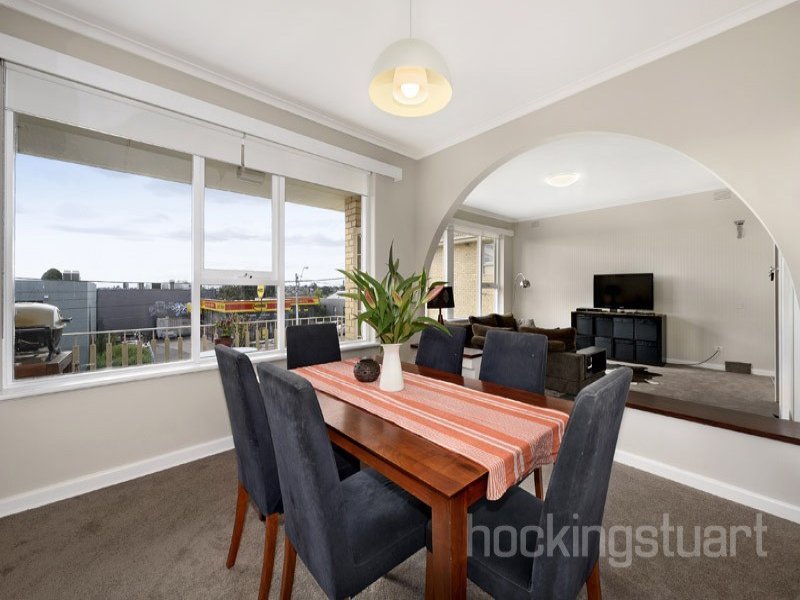 6/206 Whitehorse Road, Balwyn image 2