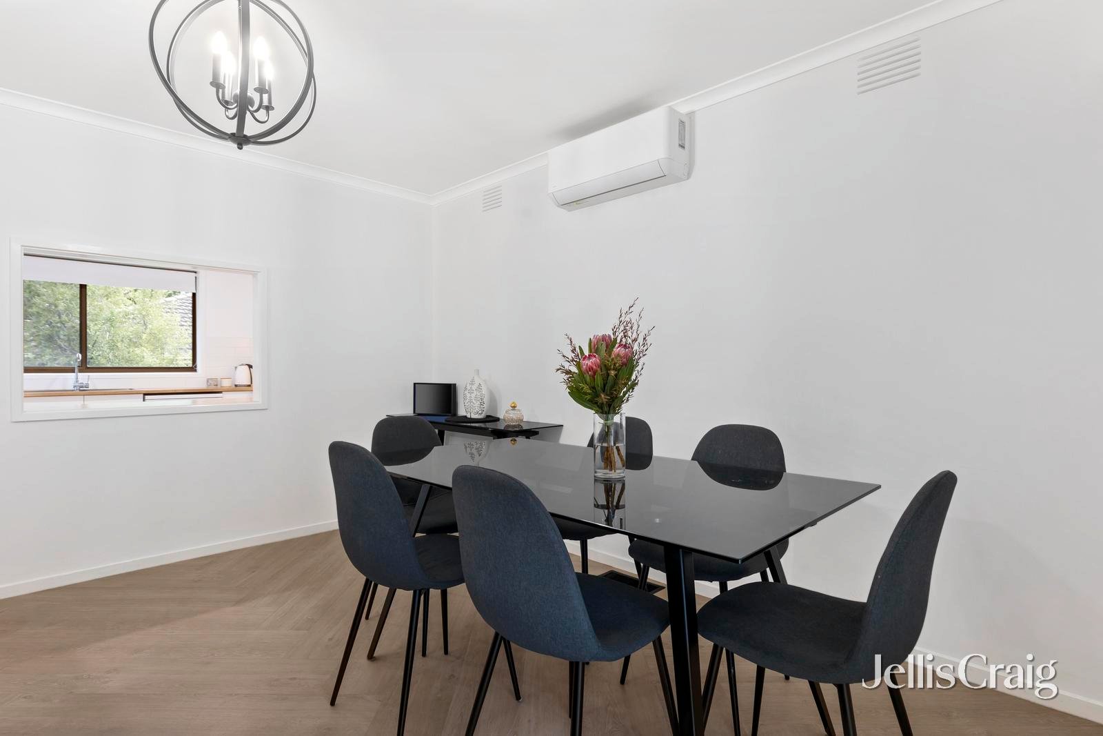 6/208 Hull Road, Mooroolbark image 4