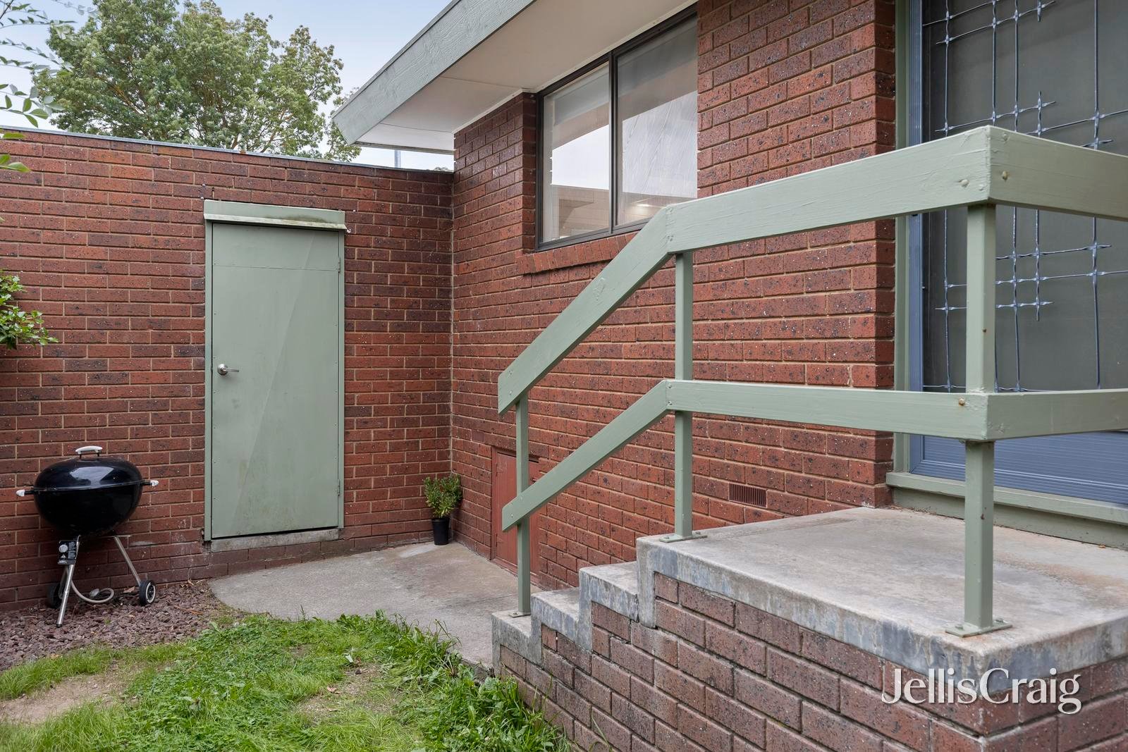 6/208 Hull Road, Mooroolbark image 9