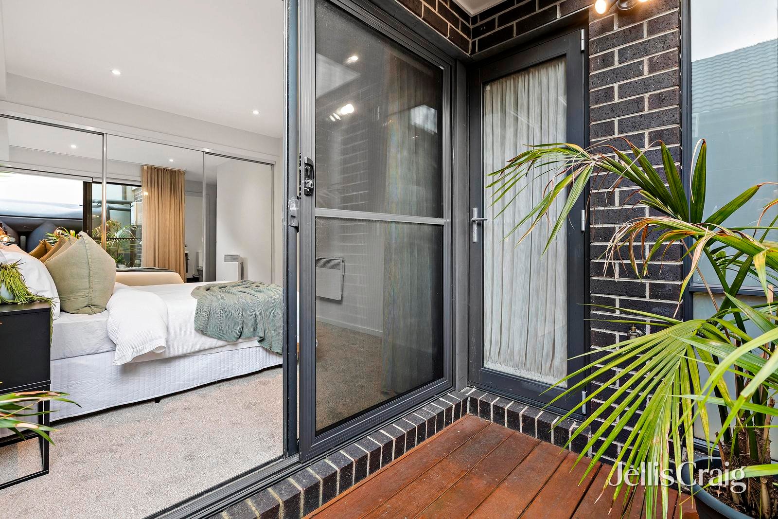 6/209 Station Street, Edithvale image 9