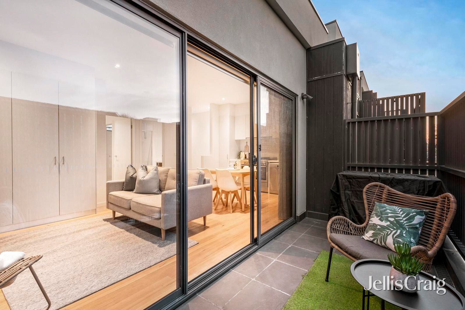 6/209 Station Street, Edithvale image 15