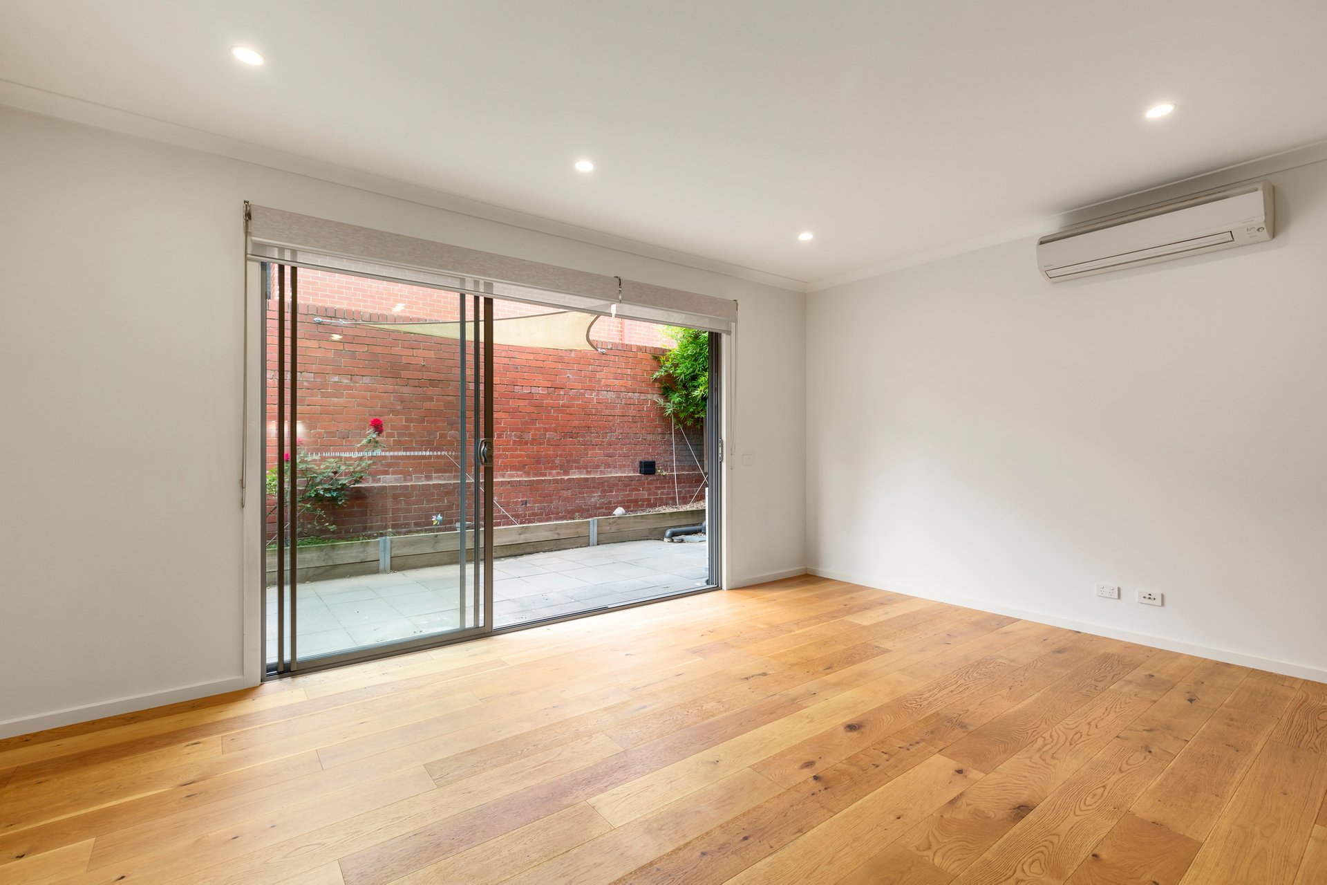 6/21 Barker Street, Cheltenham image 3