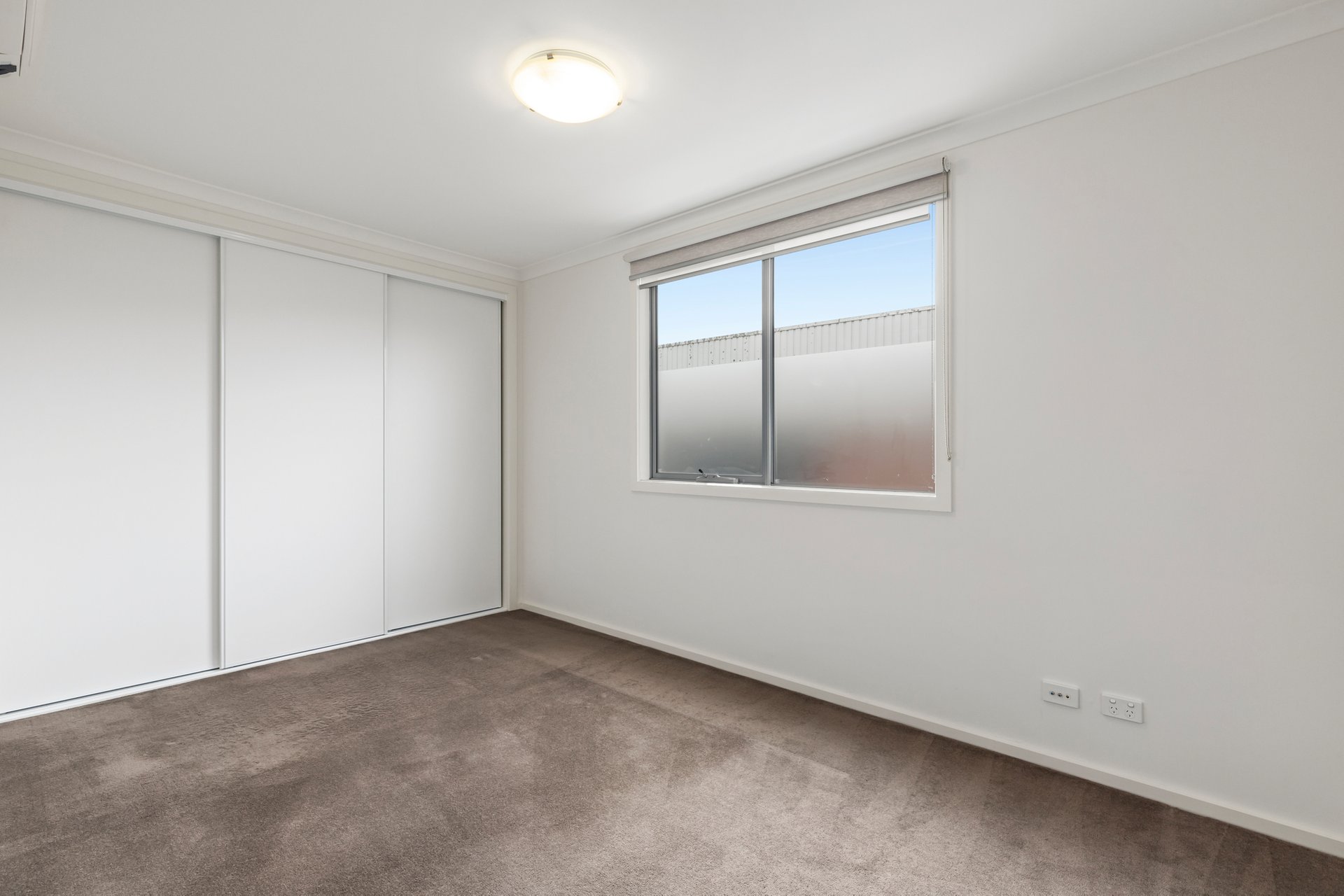 6/21 Barker Street, Cheltenham image 4