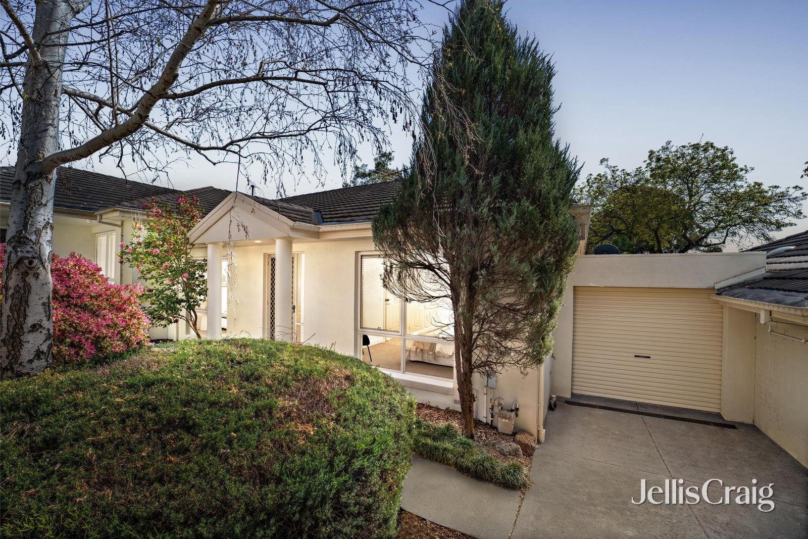 6/21 Burnett Street, Mitcham image 1
