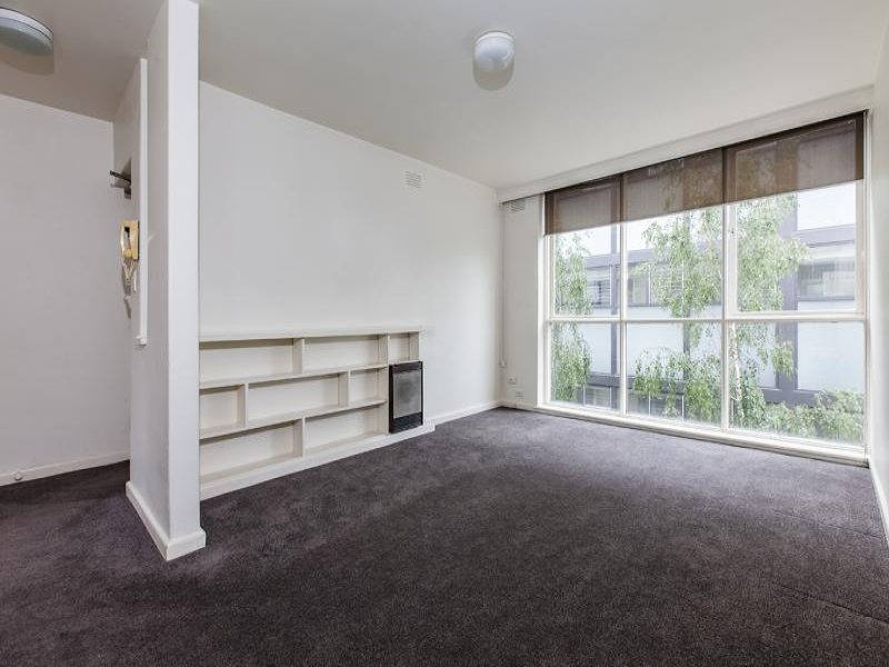 6 / 21 Irving Avenue PRAHRAN