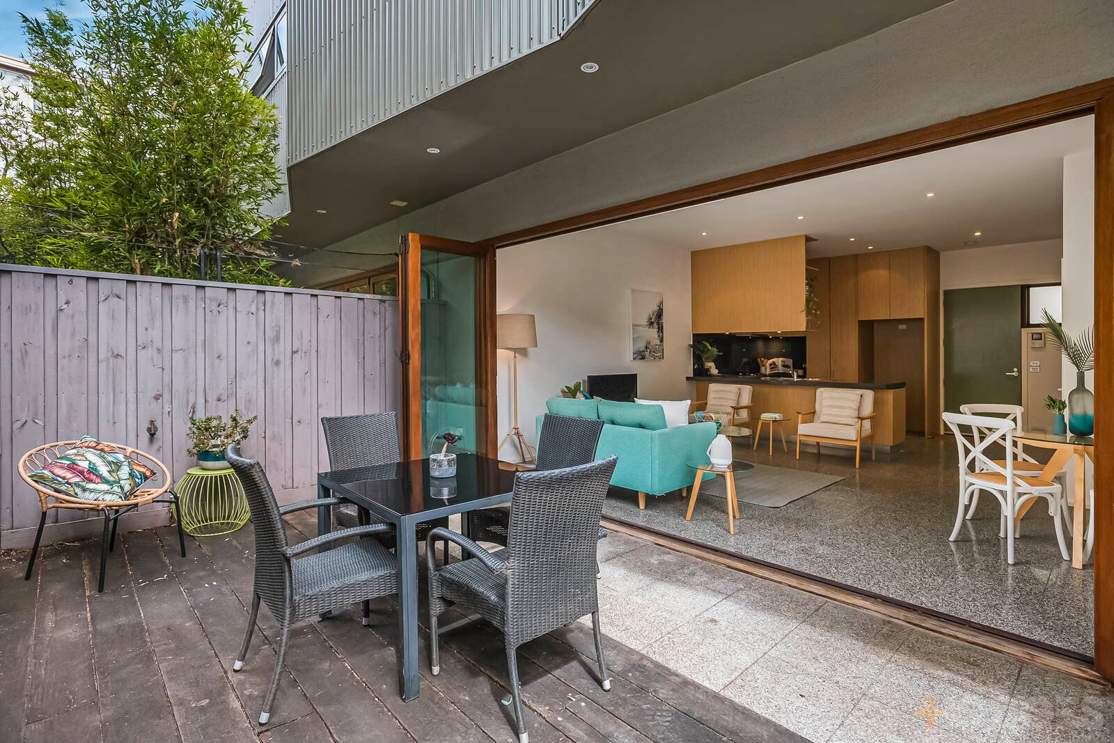 6 / 21 Lansdowne Road St Kilda East
