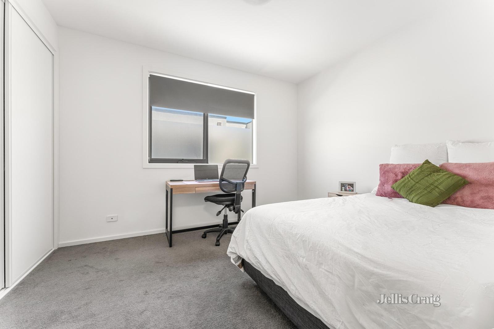 6/21 Reeve Court, Cheltenham image 11