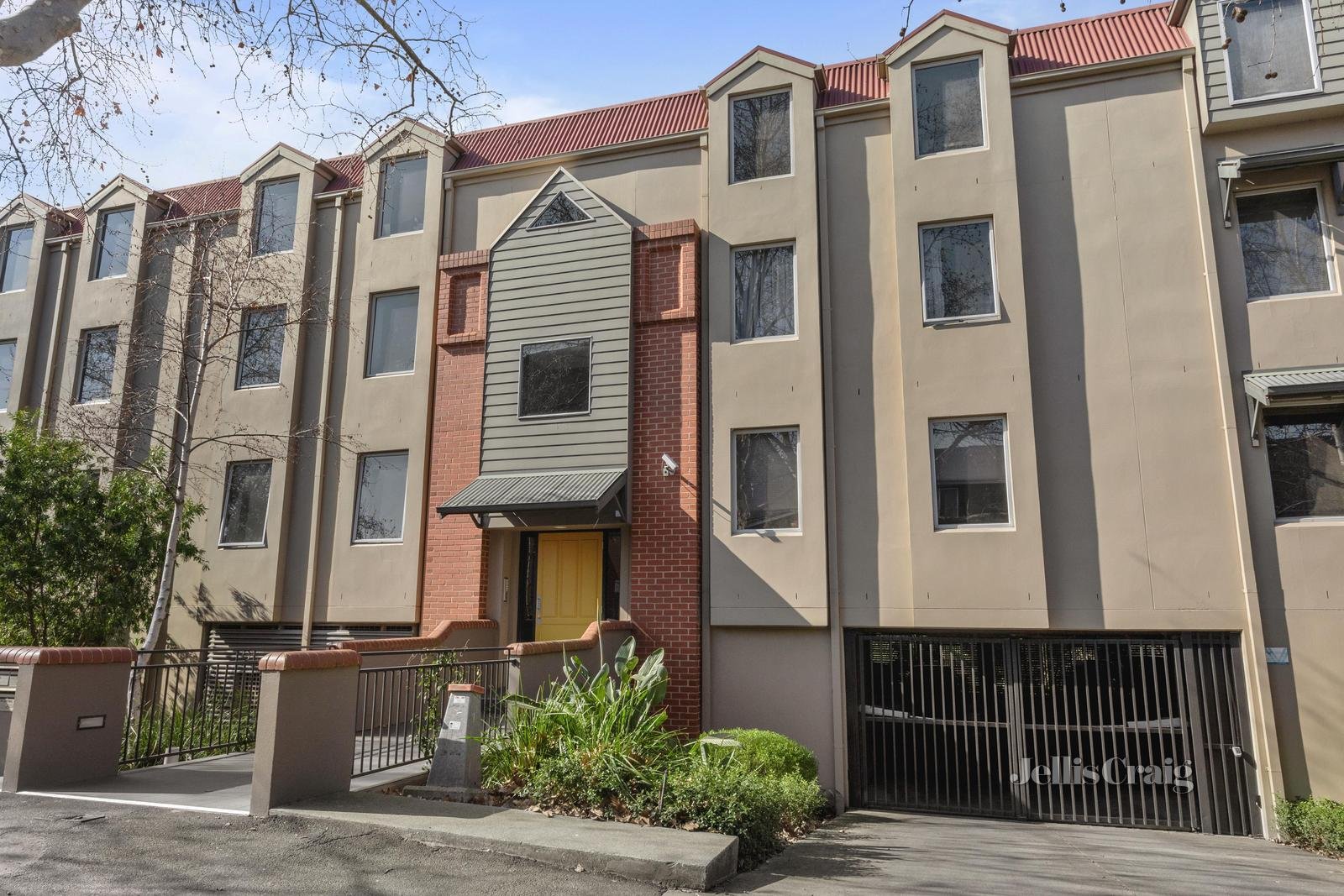 6/21 River Street, Richmond image 2