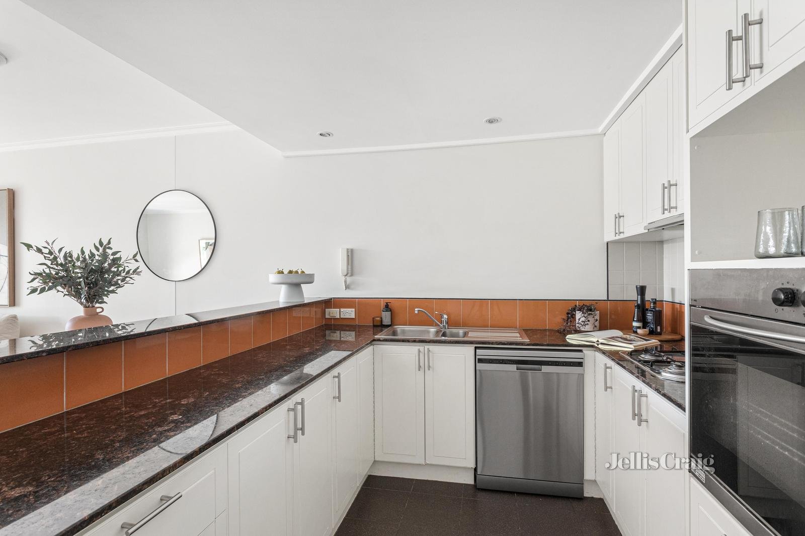 6/21 River Street, Richmond image 4