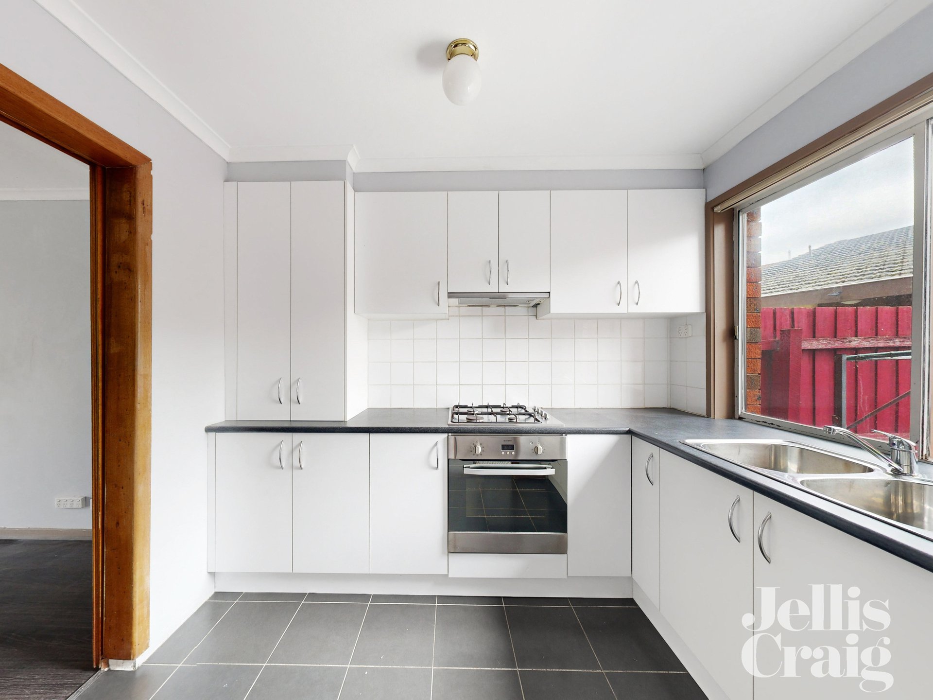 6/22 Forrest Street, Albion image 4