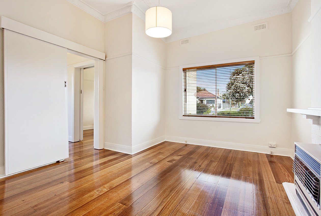 Property Gallery Thumbnail 3