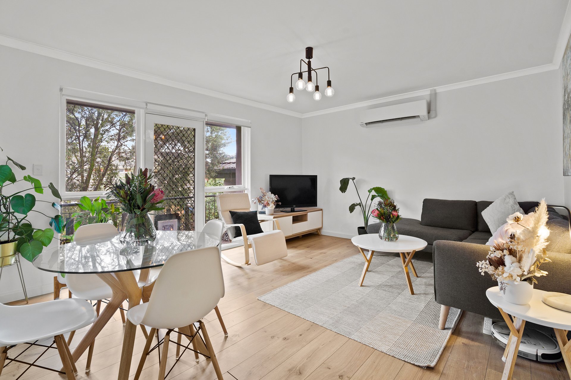 6/22 Weir Street, Balwyn image 4