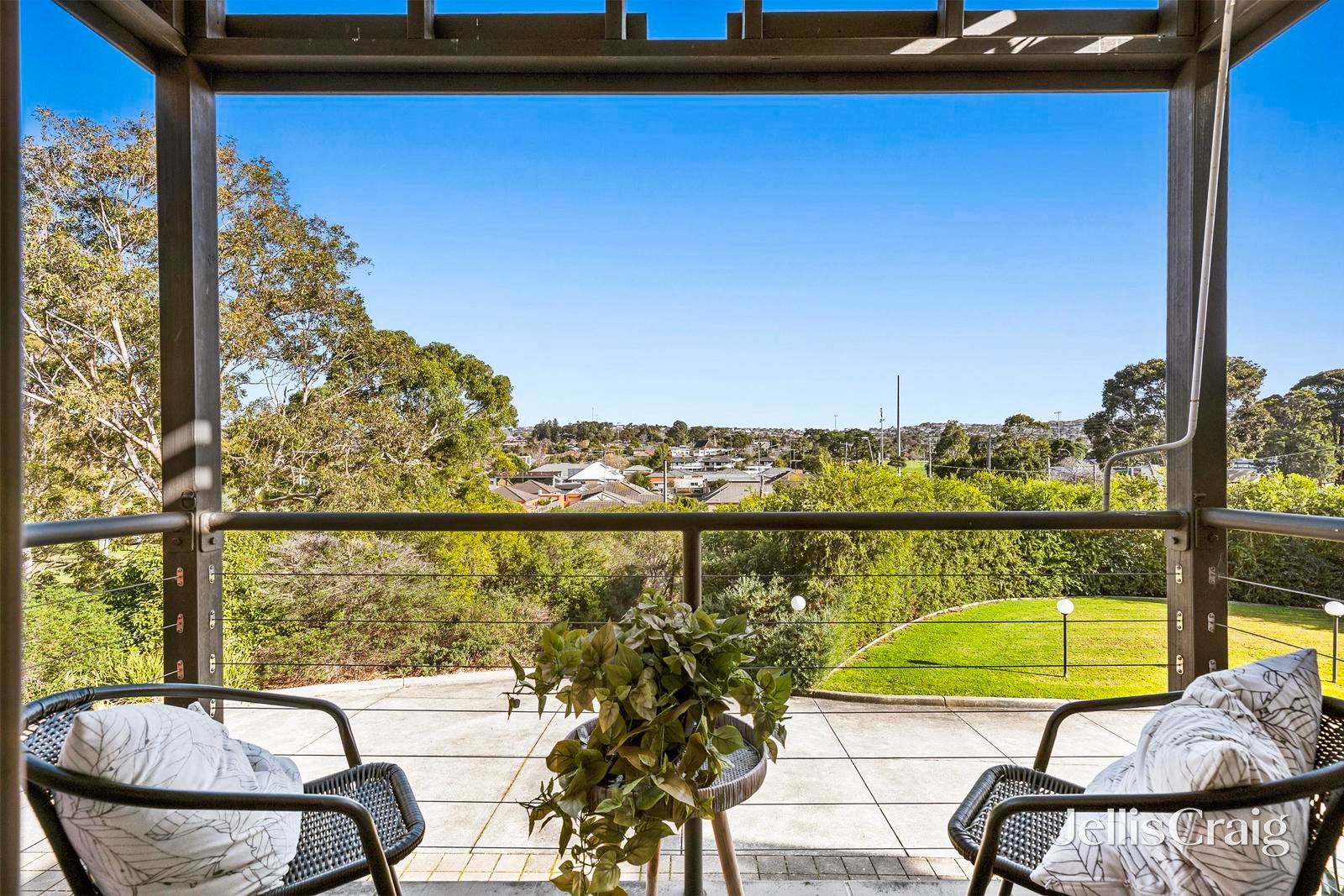6/221 Roslyn Road, Belmont image 2