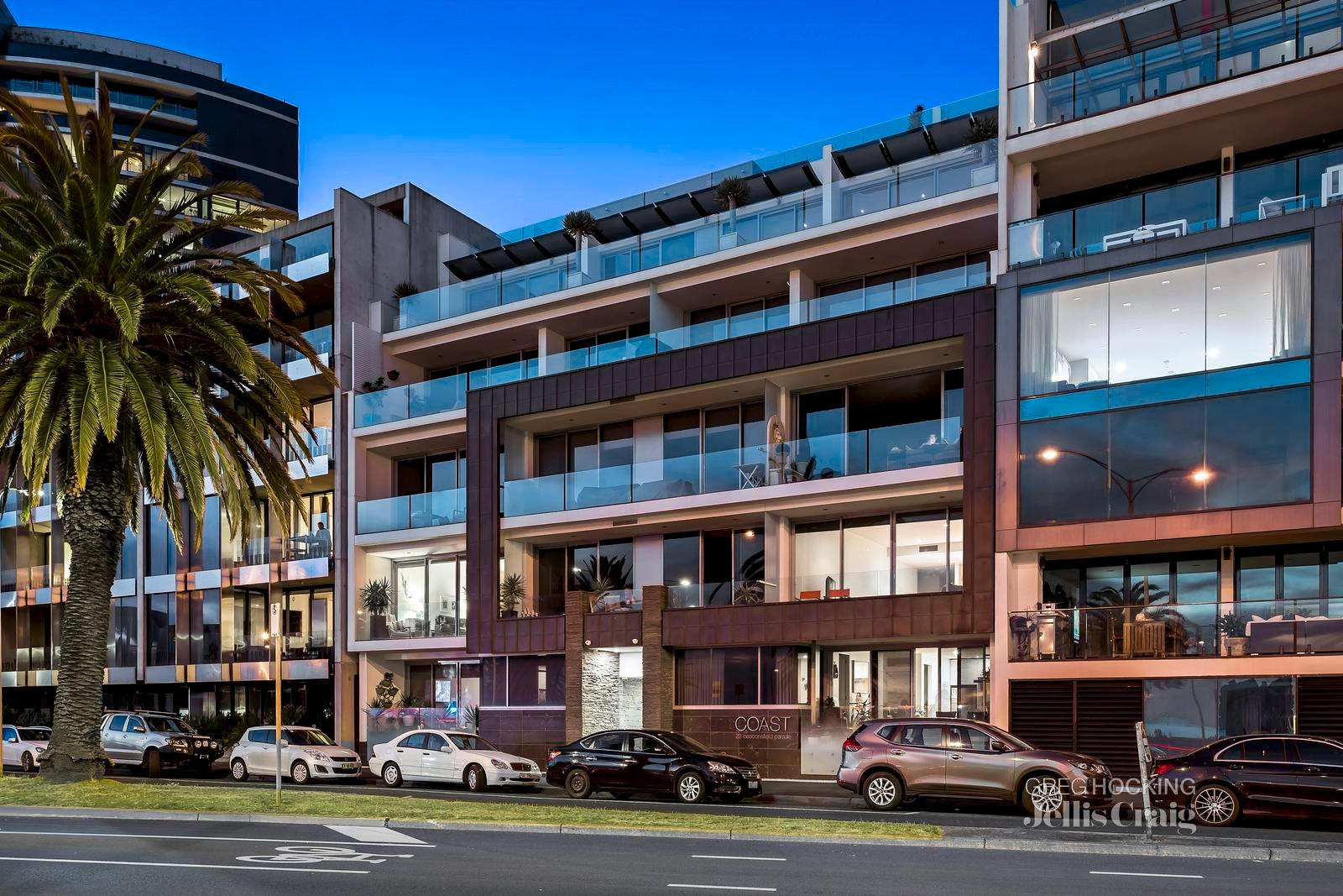 6/23 Beaconsfield Parade, Port Melbourne image 1