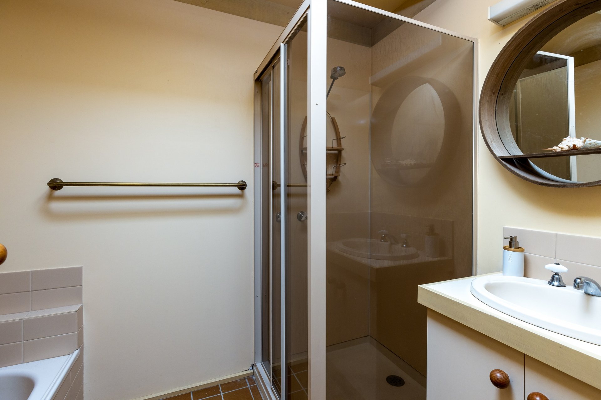 Property Gallery Thumbnail 6