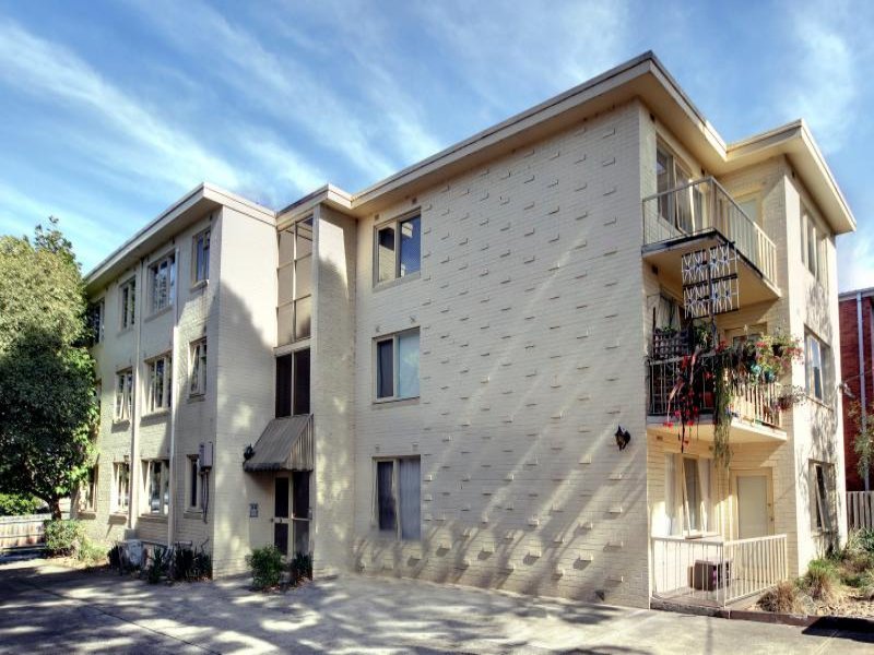 6 / 24 Auburn Grove HAWTHORN EAST