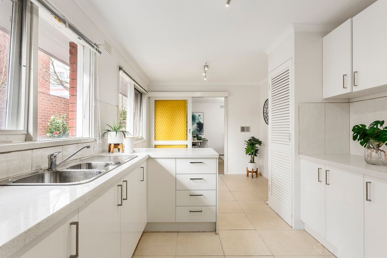 6/24 Bond Street, Ringwood image 3