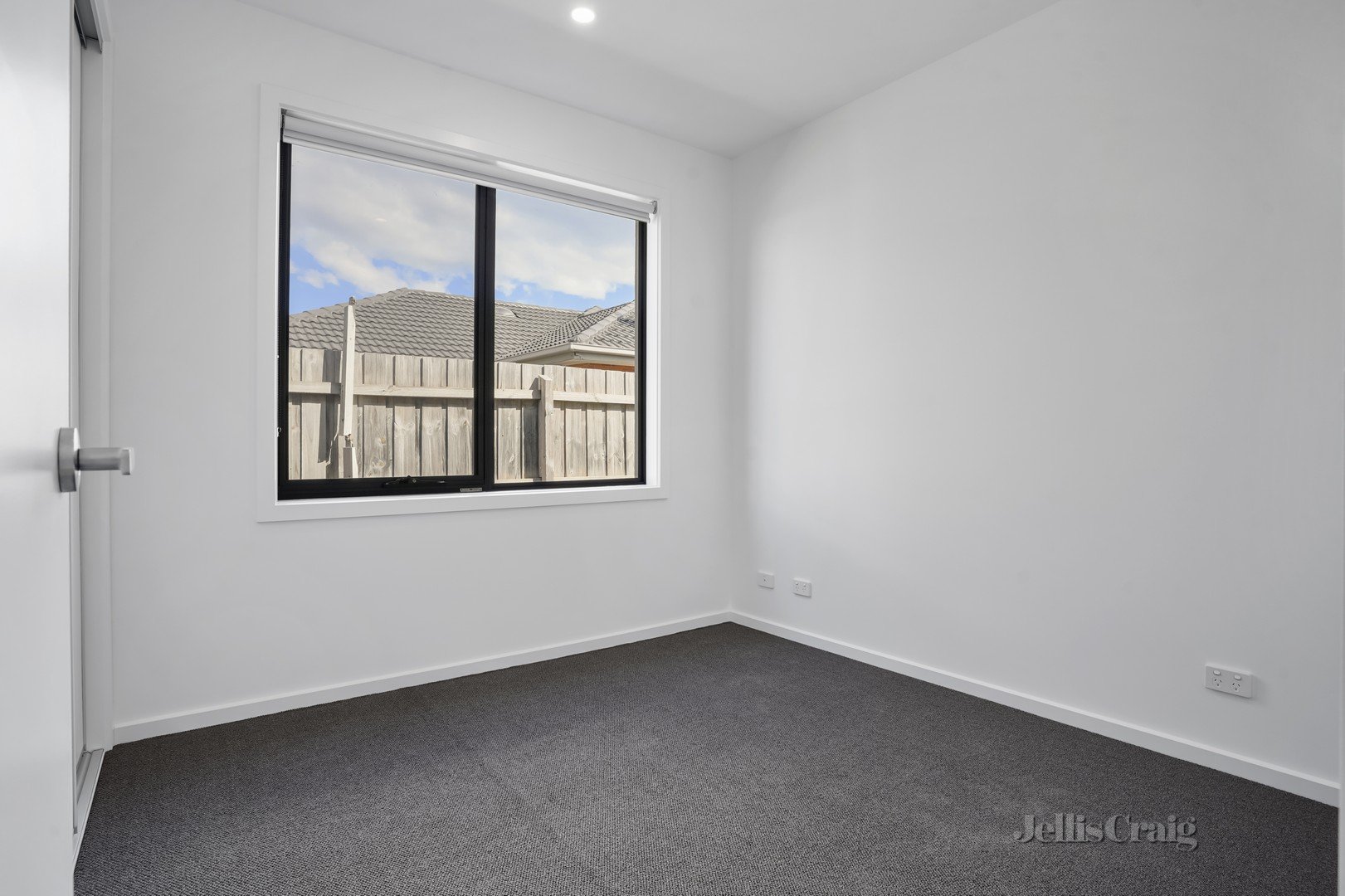 6/24 Centenary Street, Seaford image 4