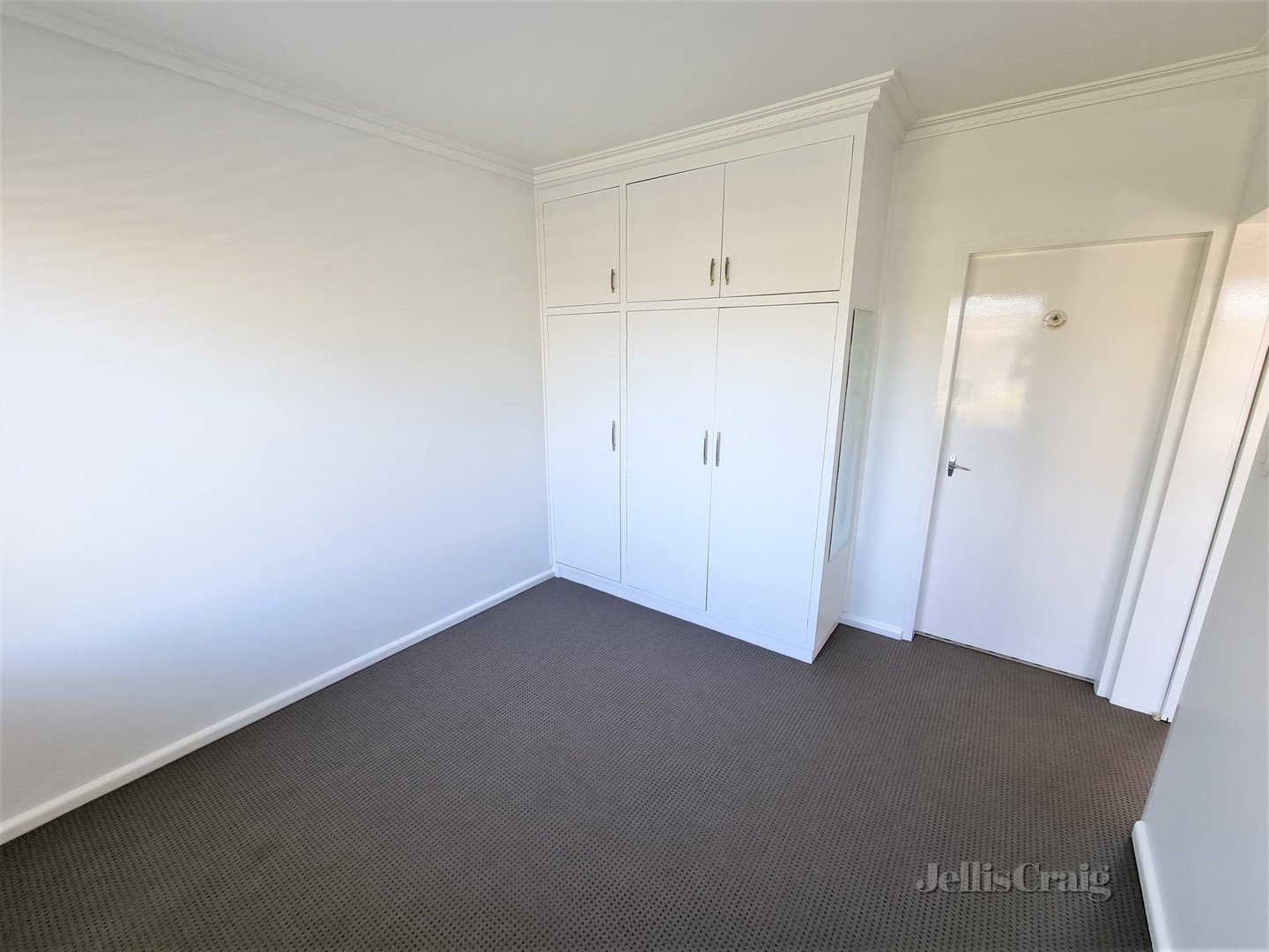 6/242 Clarke Street, Northcote image 3