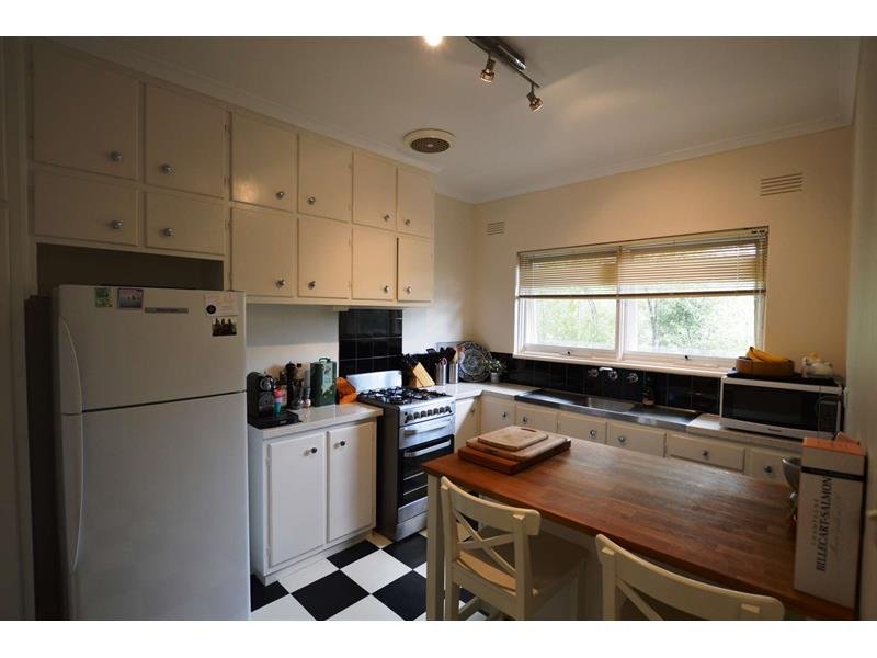 6/246 Union Road, Surrey Hills image 2