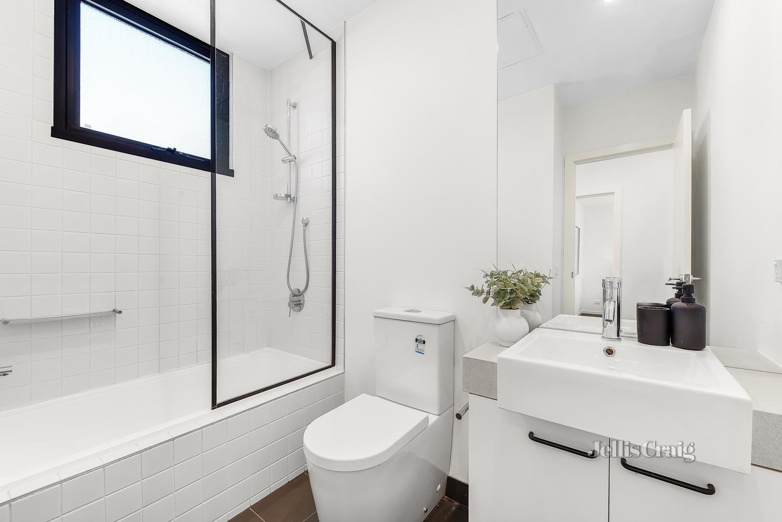6/257 Canterbury Road, Forest Hill image 14