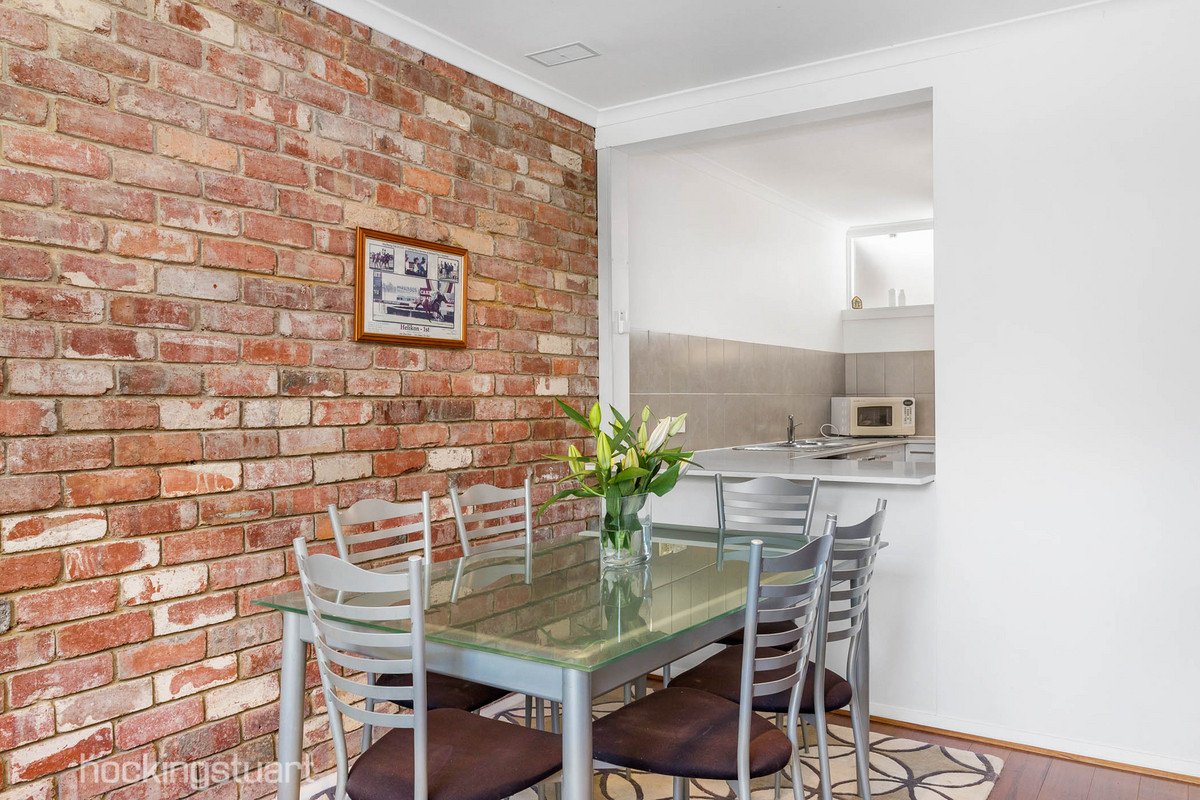6/26 Gordon Street, Balwyn image 3