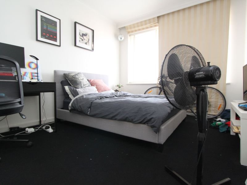 Property Gallery Thumbnail 7
